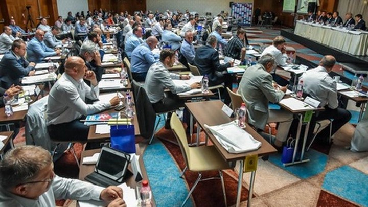 Mimoriadny kongres SZĽH zvolil nové vedenie slovenského hokeja